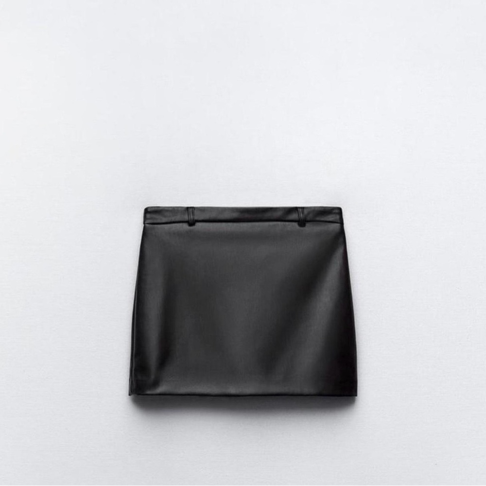 Leather mini skirt